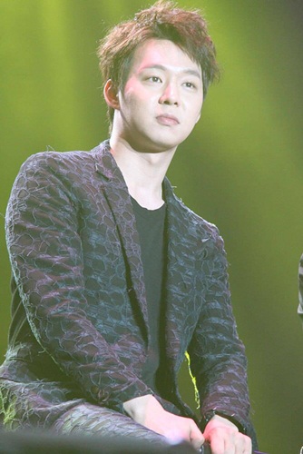 Yoochun 1