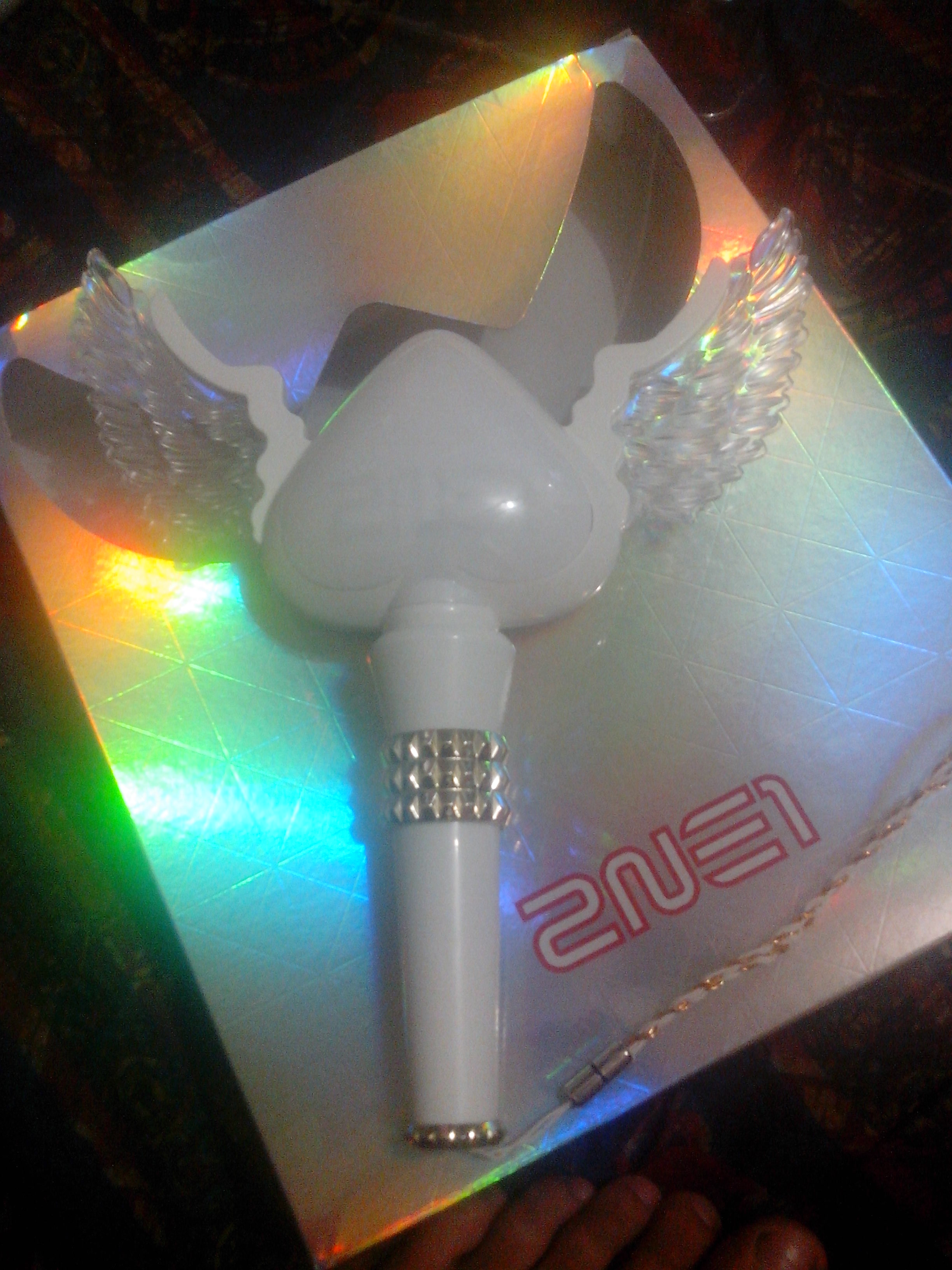 2NE1 Giveaway (2)