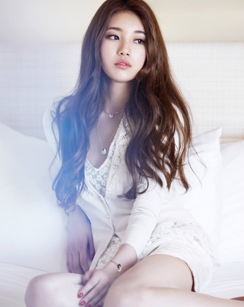 SuzyAugust2014MarieClaire3